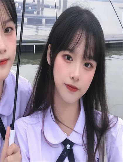 史酷比和吸血鬼传说不同导演版本比较引人入胜的：艺术风格差异分析